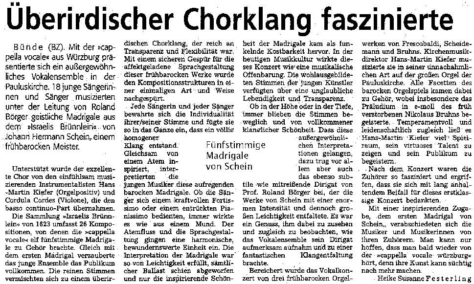 Bünder Zeitung (04.11.2004): Überirdischer Chorklang faszinierte